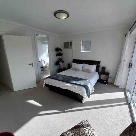 Waterfront - 1 South Quay Lovely Two Bed On Water Knysna Kültér fotó