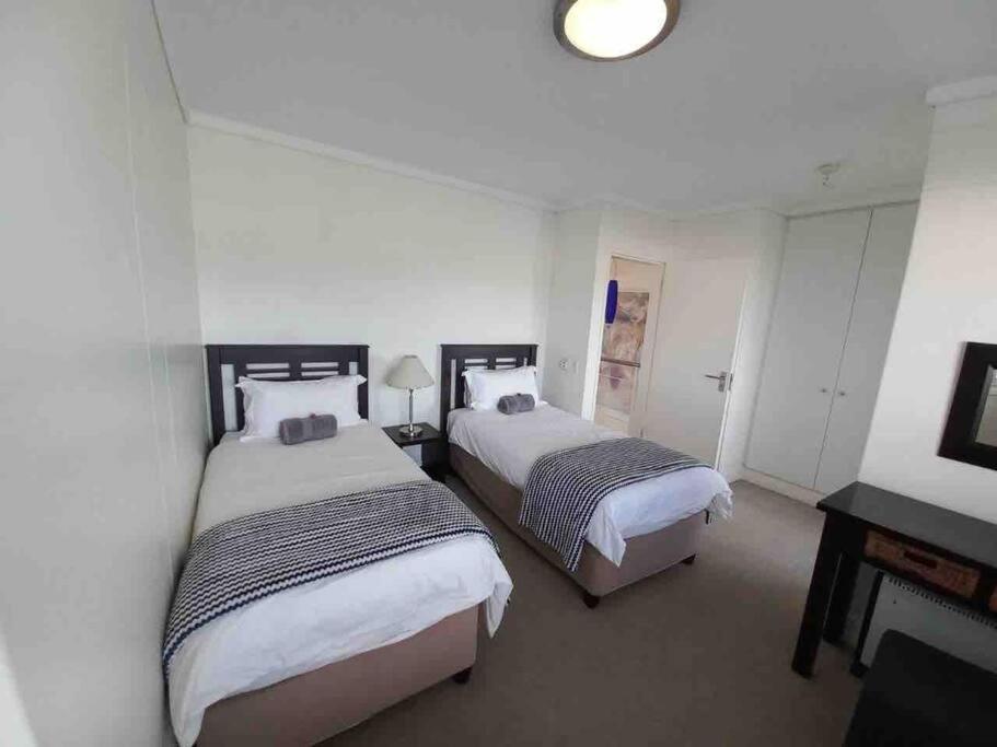 Waterfront - 1 South Quay Lovely Two Bed On Water Knysna Kültér fotó