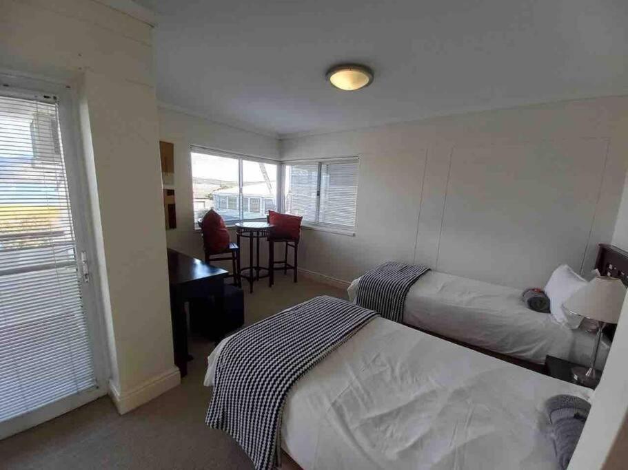 Waterfront - 1 South Quay Lovely Two Bed On Water Knysna Kültér fotó